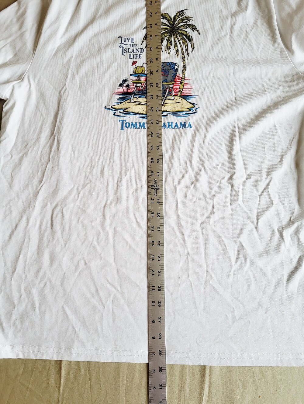 NWT Tommy Bahama Shirt XL White Live The Island Life Beach Chair Graphic T-Shirt - Picture 5 of 8